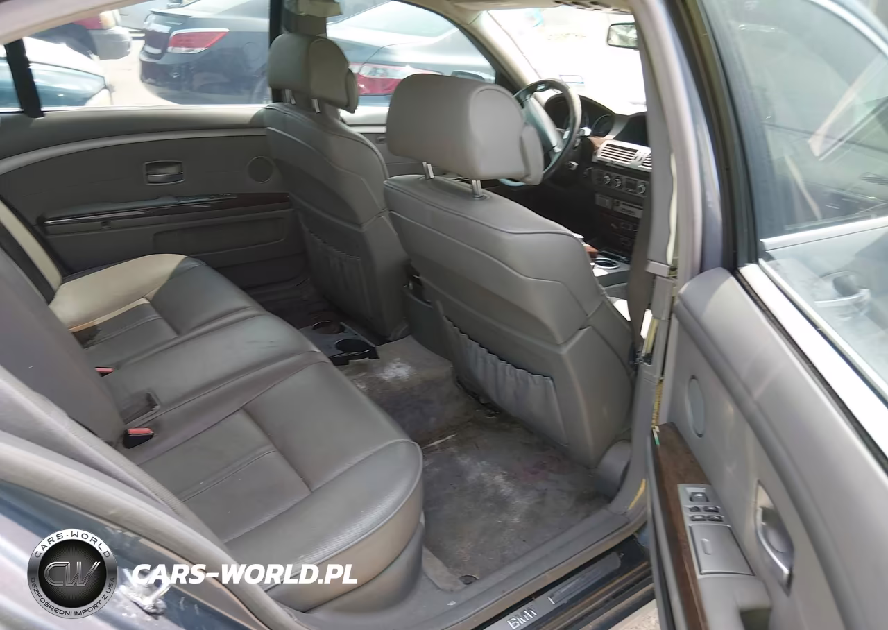2006 BMW 750Li VIN:WBAHN83546DT38980 - 8