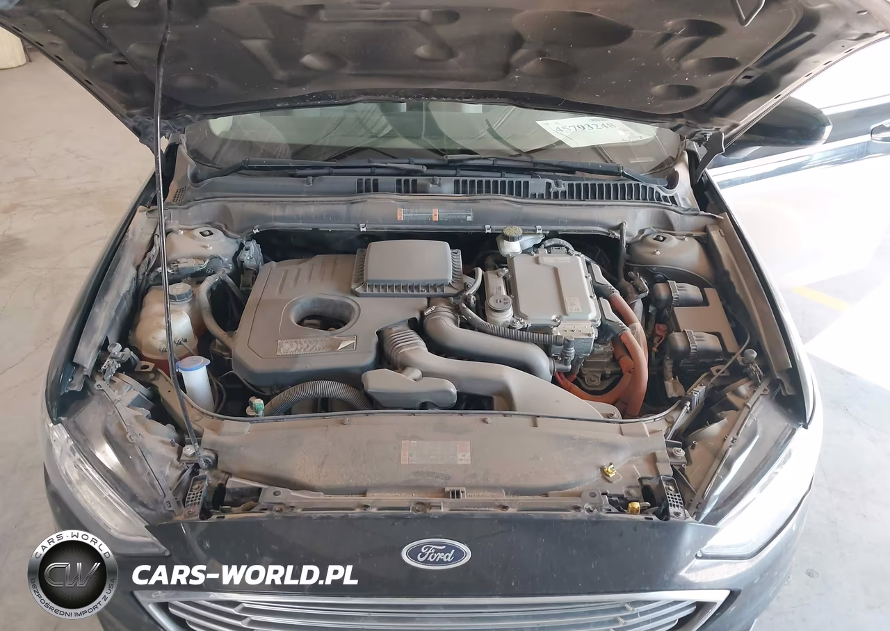 2018 Ford Fusion Hybrid S VIN:3FA6P0UU7JR100607 - 10