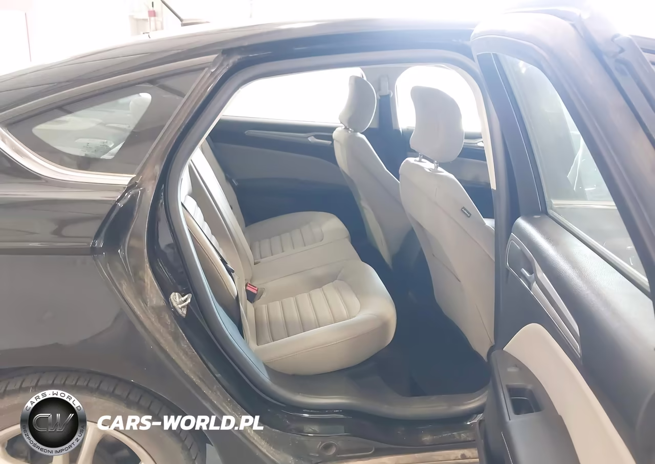 2018 Ford Fusion Hybrid S VIN:3FA6P0UU7JR100607 - 8