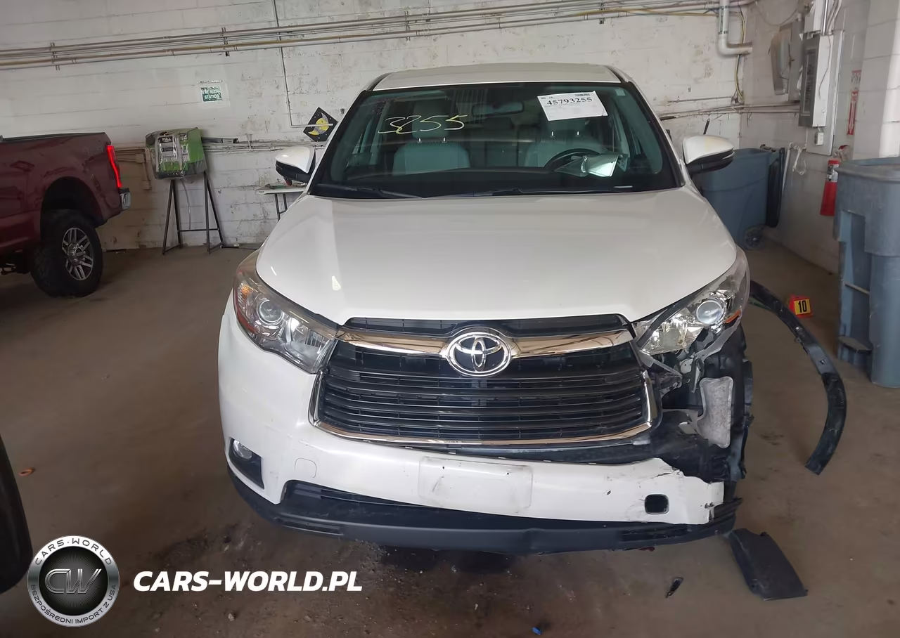 2015 Toyota Highlander Le Plus V6 VIN:5TDBKRFH9FS204368 - 12