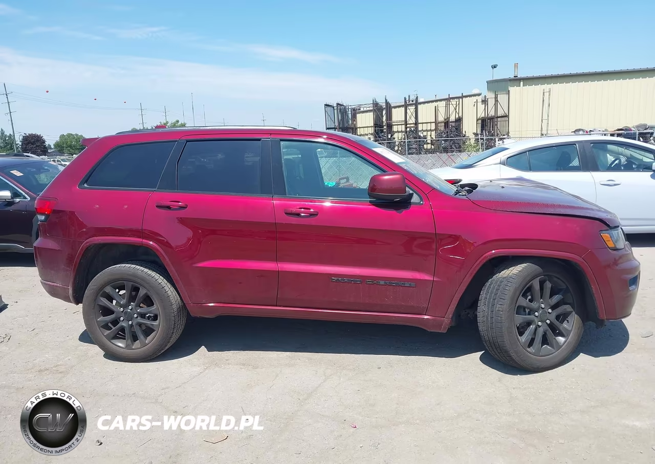 2020 Jeep Grand Cherokee Altitude 4X4 VIN:1C4RJFAG7LC305226 - 12