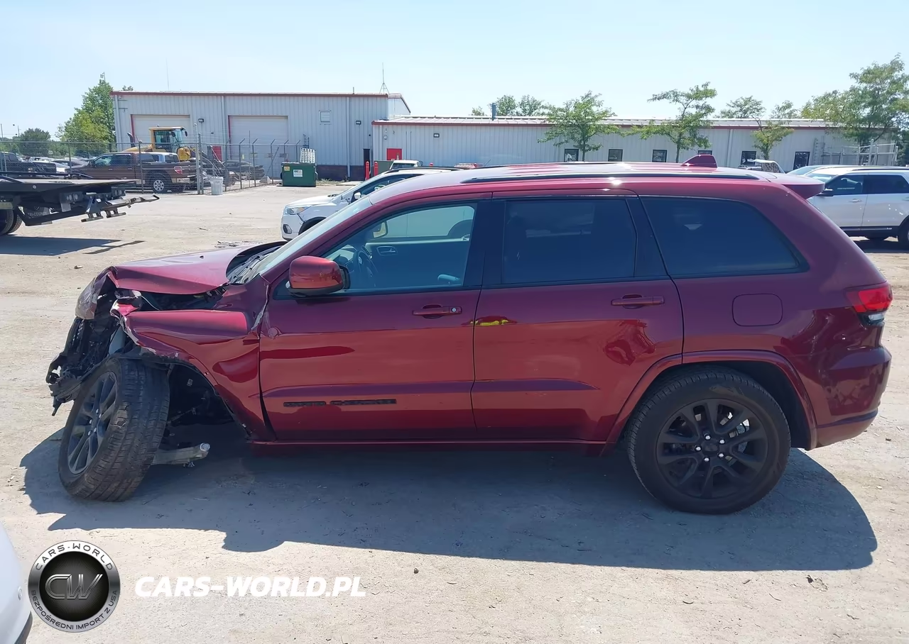 2020 Jeep Grand Cherokee Altitude 4X4 VIN:1C4RJFAG7LC305226 - 13