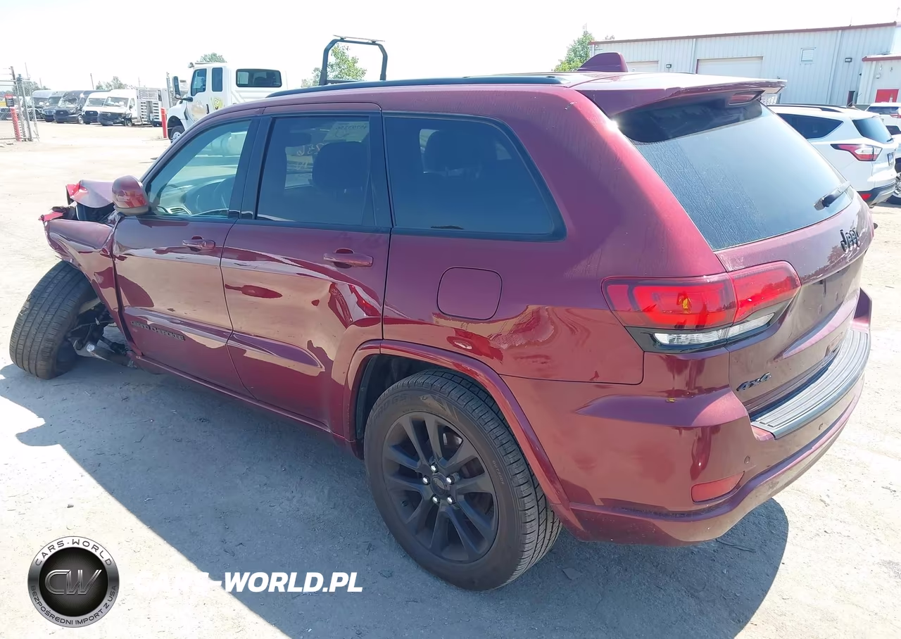 2020 Jeep Grand Cherokee Altitude 4X4 VIN:1C4RJFAG7LC305226 - 3
