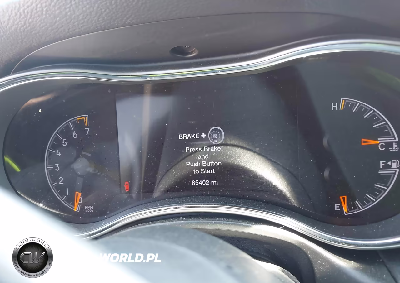2020 Jeep Grand Cherokee Altitude 4X4 VIN:1C4RJFAG7LC305226 - 7