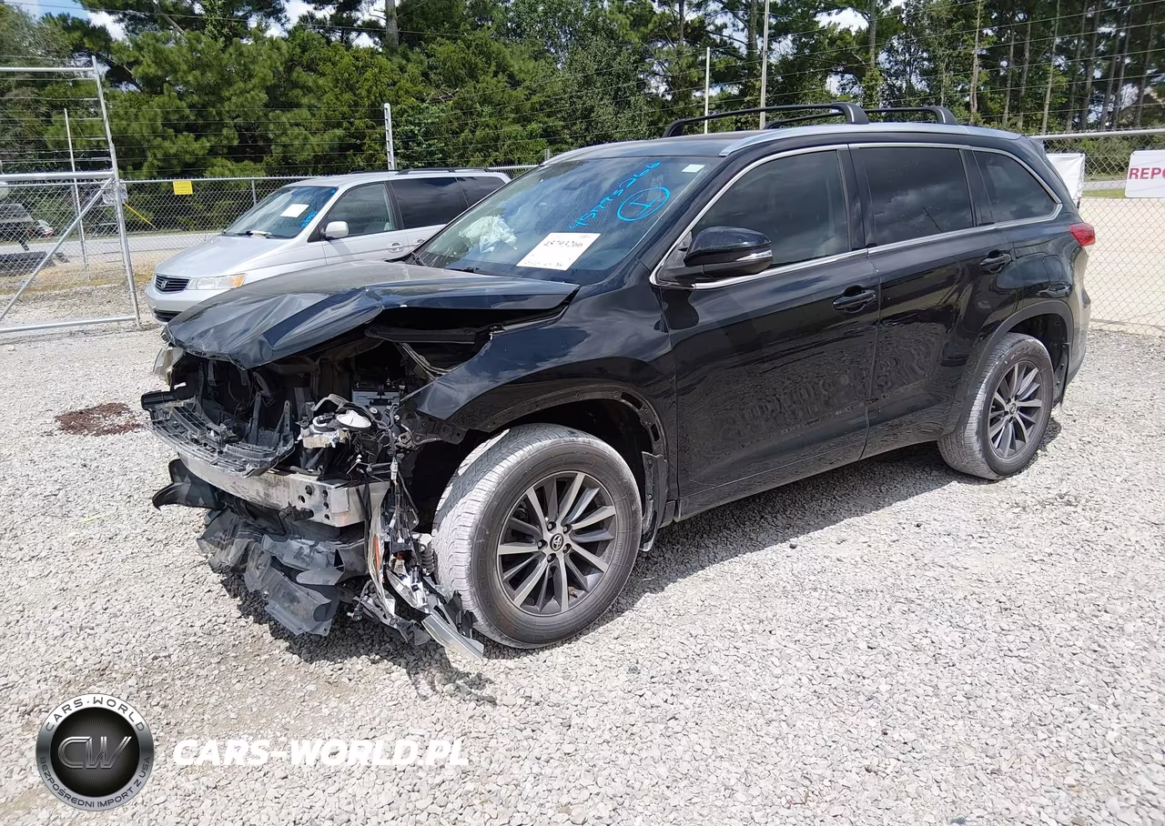 2017 Toyota Highlander Xle VIN:5TDJZRFH0HS458402 - 2