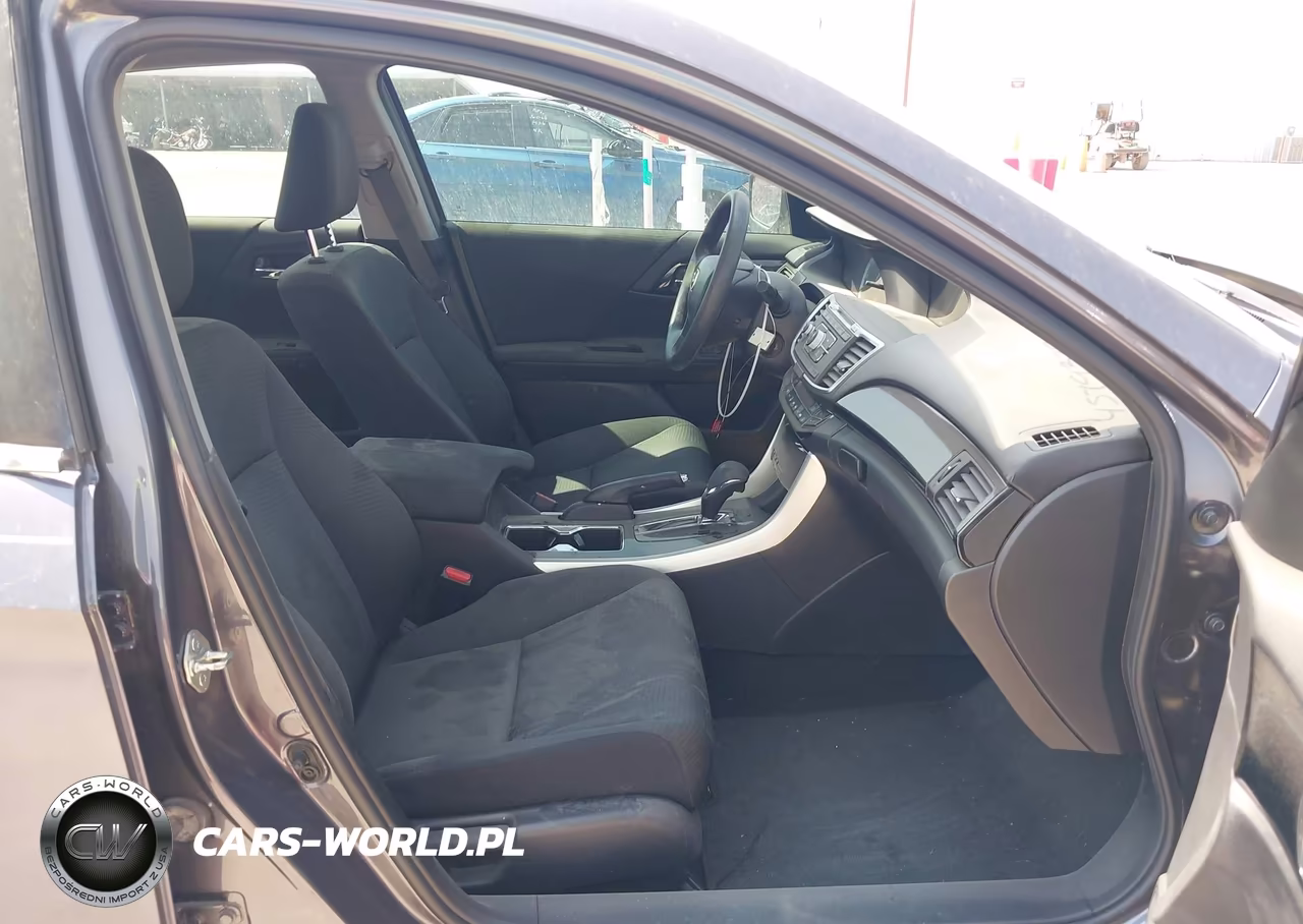 2017 Honda Accord Lx VIN:1HGCR2F31HA226331 - 5