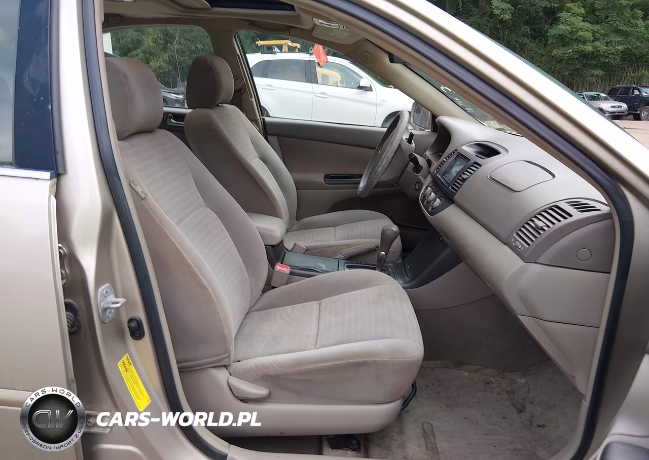 2005 Toyota Camry Le VIN:4T1BE30K95U984158 - 5