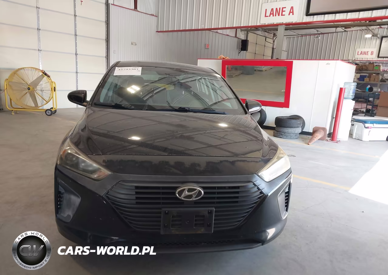 2018 Hyundai Ioniq Hybrid Blue VIN:KMHC65LC5JU075944 - 17