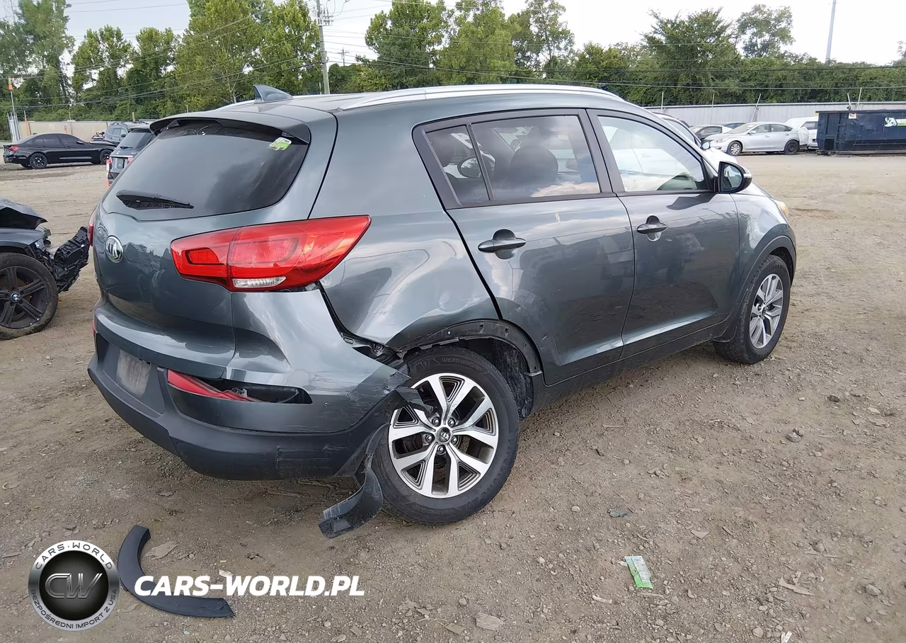 2015 Kia Sportage Lx VIN:KNDPB3AC6F7763207 - 4