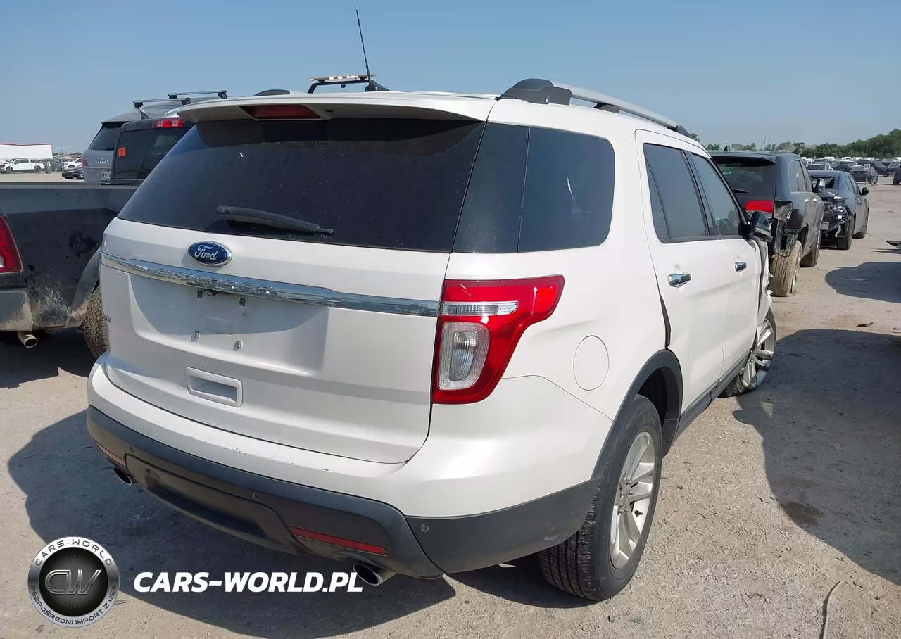 2011 Ford Explorer Xlt VIN:1FMHK7D83BGA22702 - 4