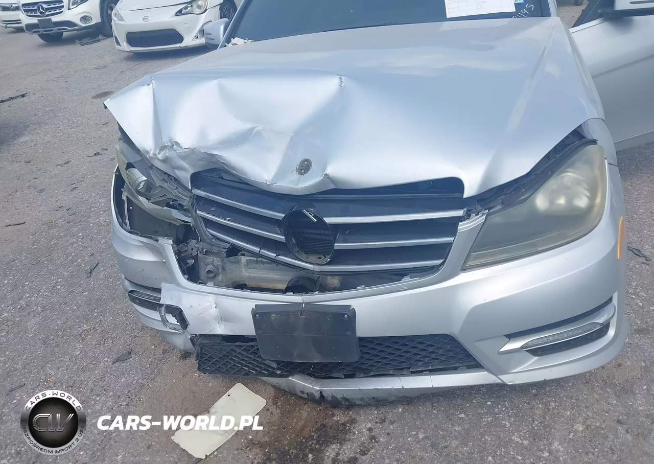 2014 Mercedes-Benz C 250 Sport VIN:WDDGF4HB4EA962495 - 6