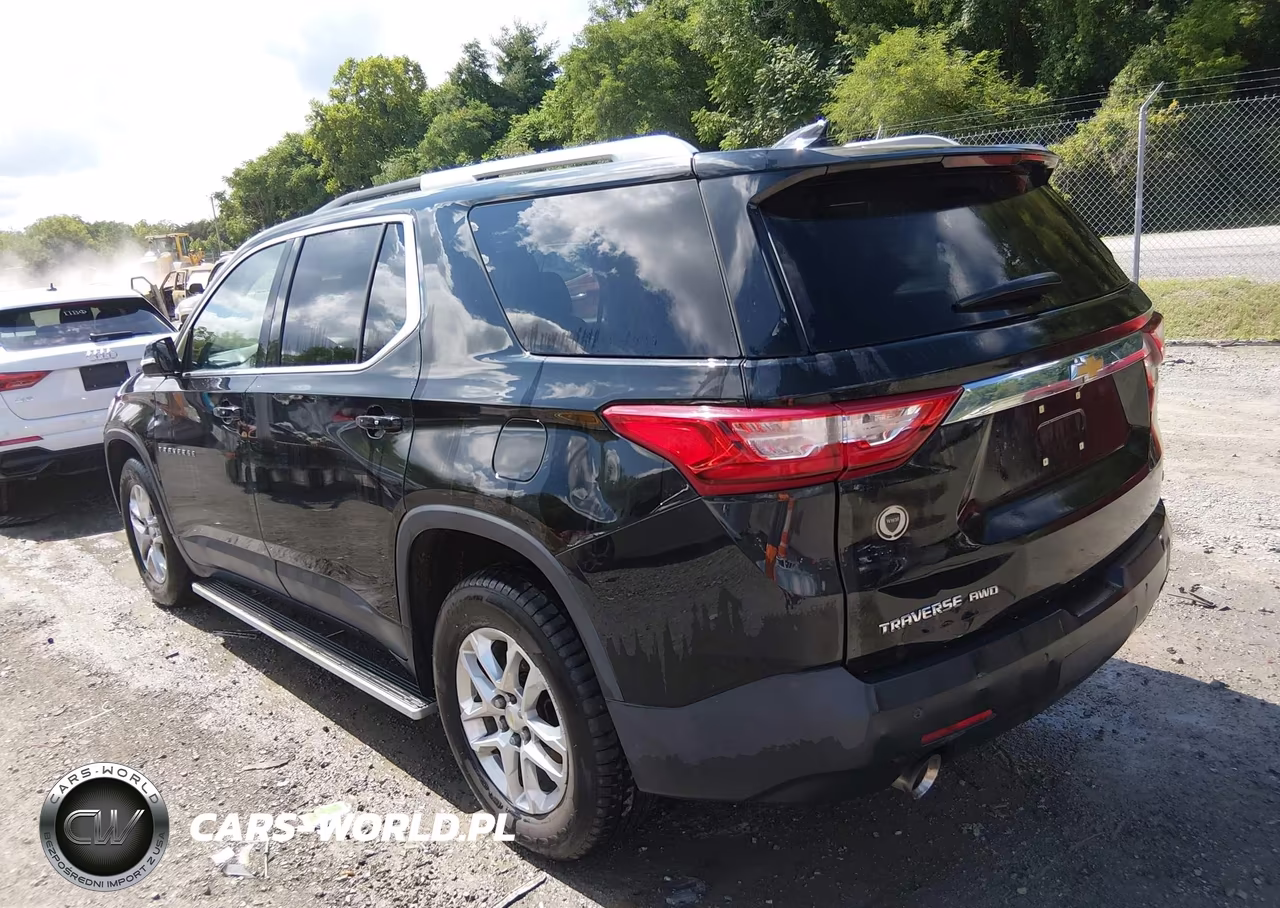 2018 Chevrolet Traverse Lt Cloth VIN:1GNEVGKW5JJ248703 - 3
