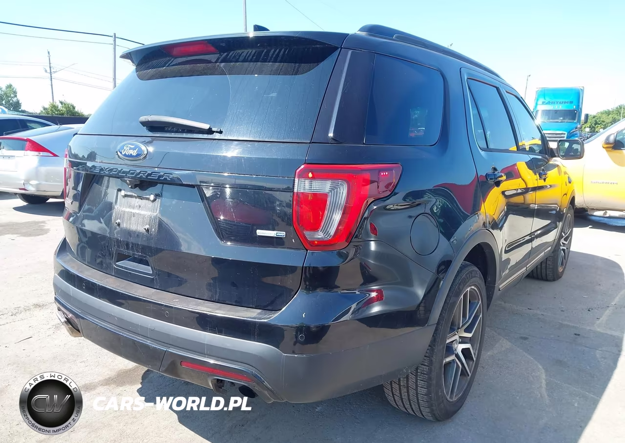 2016 Ford Explorer Sport VIN:1FM5K8GT7GGB93100 - 4