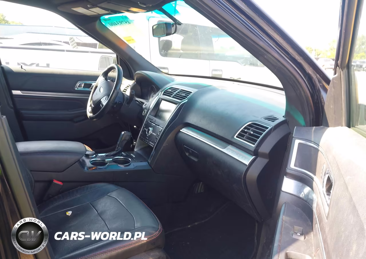 2016 Ford Explorer Sport VIN:1FM5K8GT7GGB93100 - 5