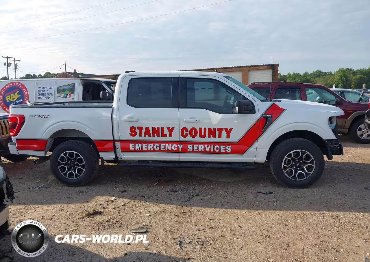 2023 Ford F-150 Xlt VIN:1FTFW1E51PFB23915 - 14