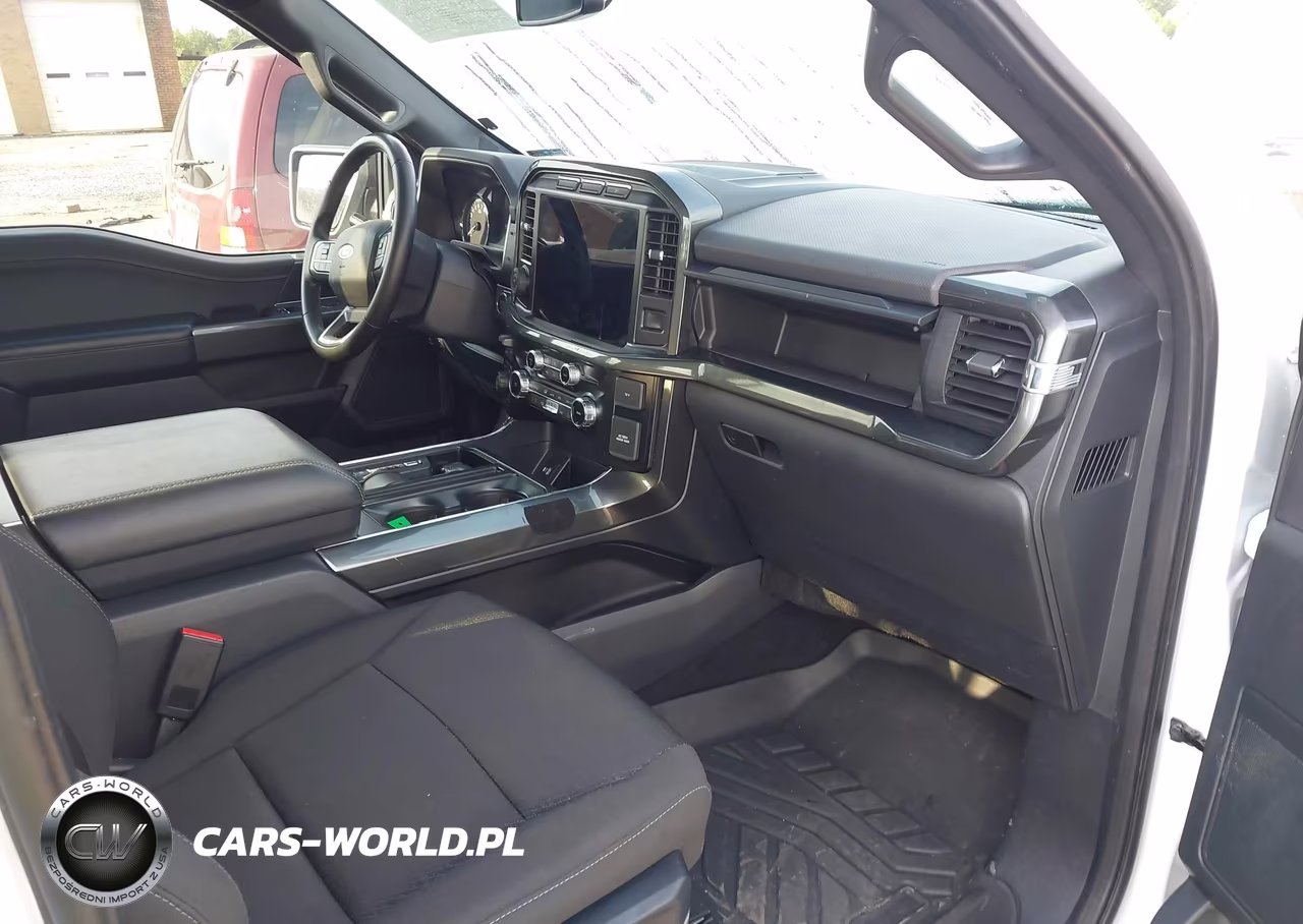 2023 Ford F-150 Xlt VIN:1FTFW1E51PFB23915 - 5