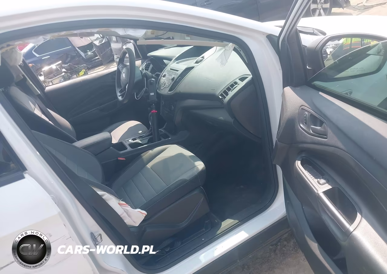 2017 Ford Escape S VIN:1FMCU0F70HUF06806 - 5