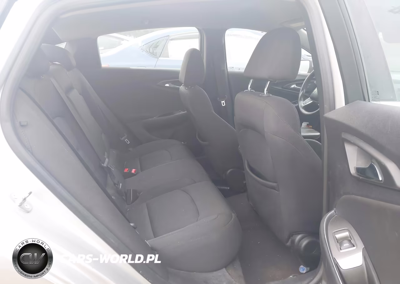 2018 Chevrolet Malibu Lt VIN:1G1ZD5ST5JF146515 - 8