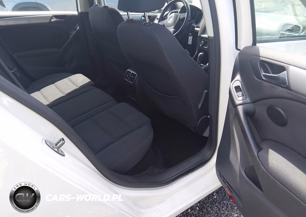2012 Volkswagen Golf Tdi 4-Door VIN:WVWDM7AJXCW202805 - 8