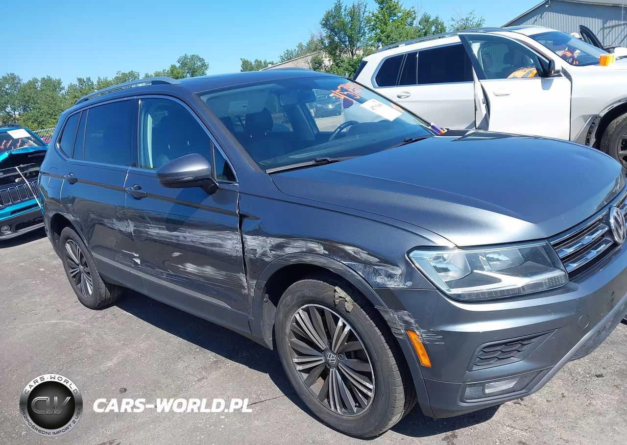 2018 Volkswagen Tiguan VIN:3VV2B7AX4JM120164 - 12