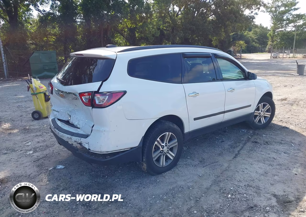 2017 Chevrolet Traverse Ls VIN:1GNKRFKDXHJ148123 - 4