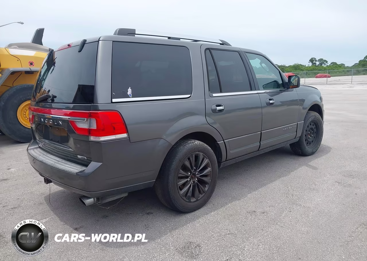 2015 Lincoln Navigator VIN:5LMJJ2HT4FEJ03986 - 4