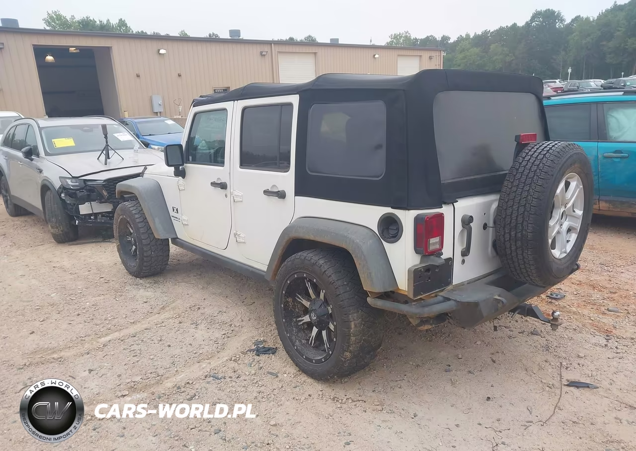 2007 Jeep Wrangler Unlimited X VIN:1J4GB39157L226589 - 3