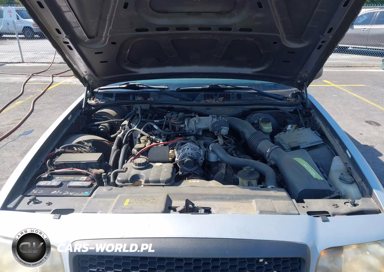 2007 Ford Crown Victoria Police-Police Interceptor VIN:2FAHP71WX7X125907 - 10