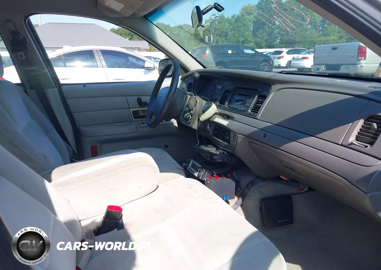 2007 Ford Crown Victoria Police-Police Interceptor VIN:2FAHP71WX7X125907 - 5