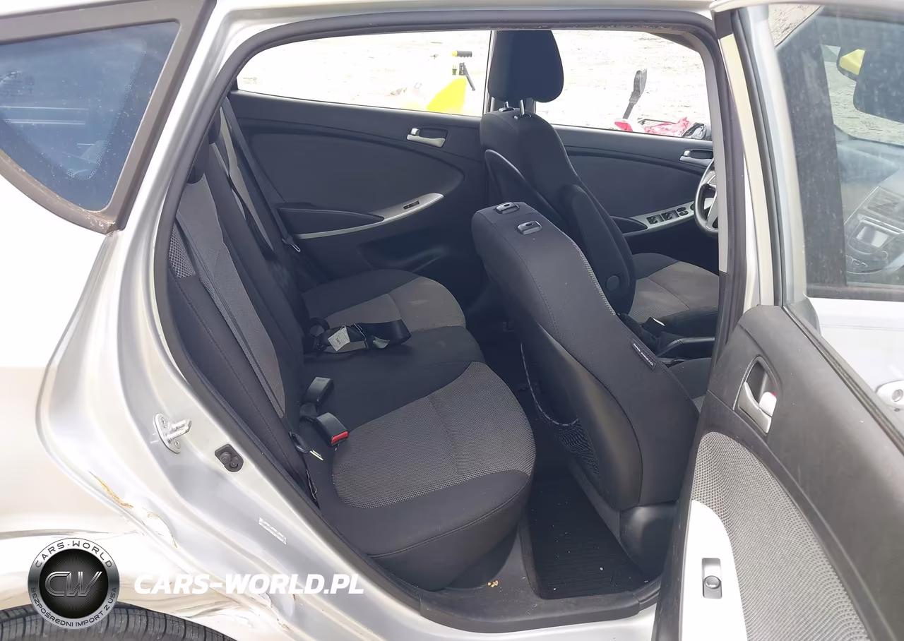 2013 Hyundai Accent Gs VIN:KMHCT5AE9DU137976 - 8