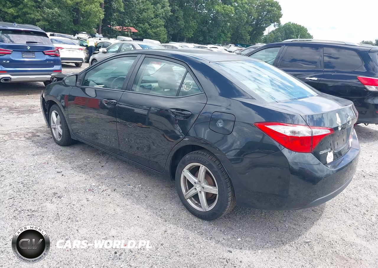 2015 Toyota Corolla Le VIN:2T1BURHE6FC429370 - 3