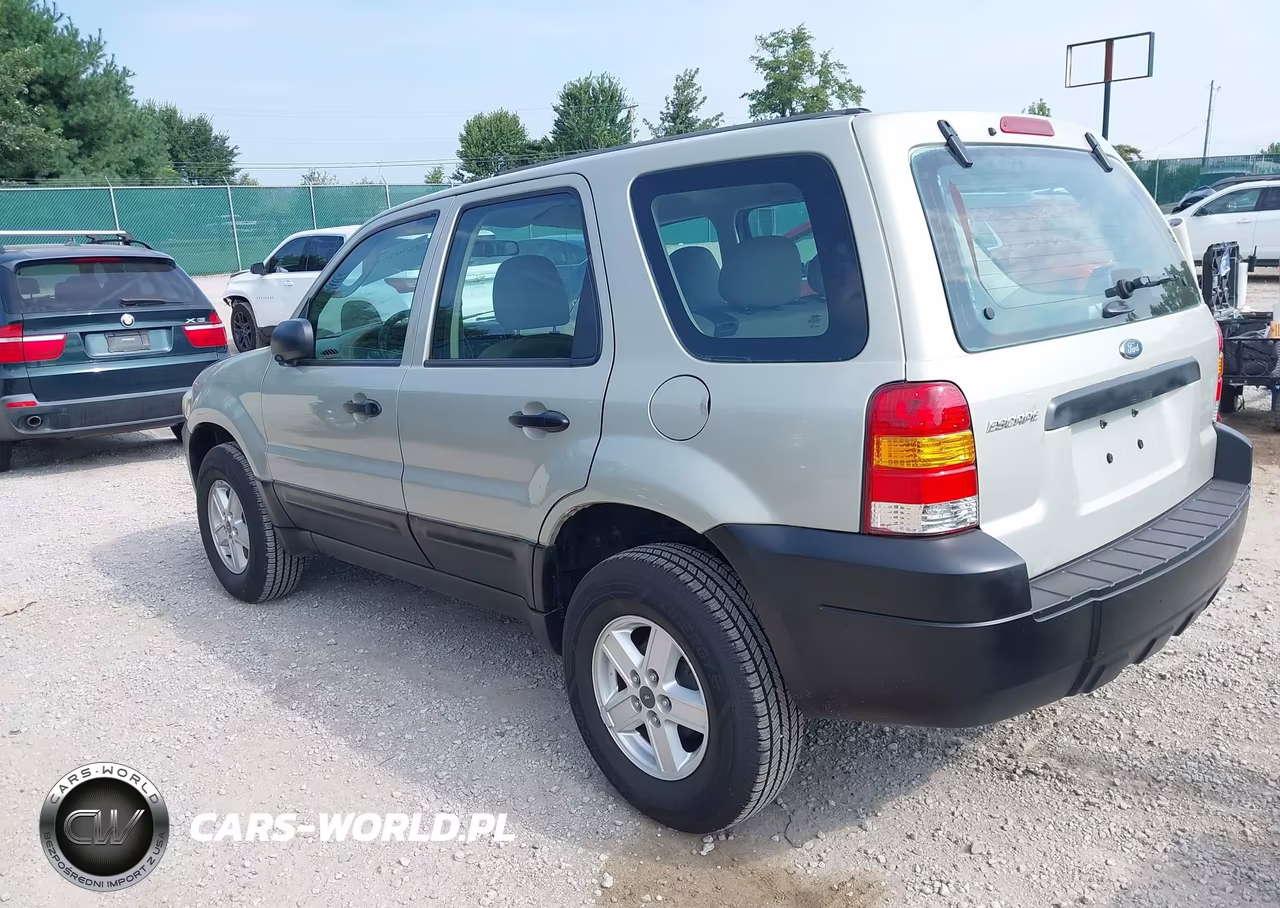 2006 Ford Escape Xls-Xls Manual VIN:1FMYU02Z66KA05585 - 3