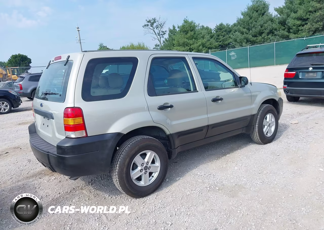 2006 Ford Escape Xls-Xls Manual VIN:1FMYU02Z66KA05585 - 4