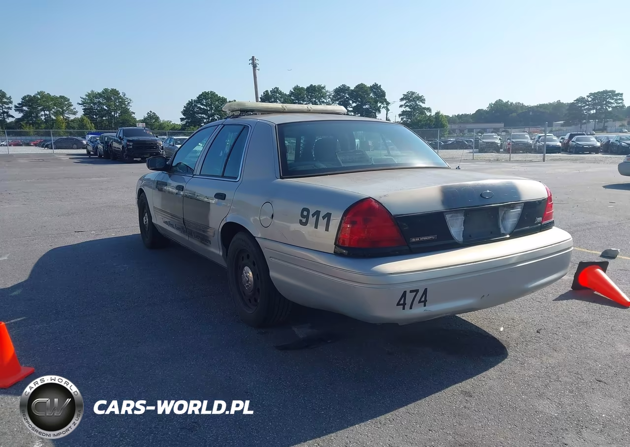 2010 Ford Crown Victoria Police-Police Interceptor VIN:2FABP7BV9AX134780 - 3