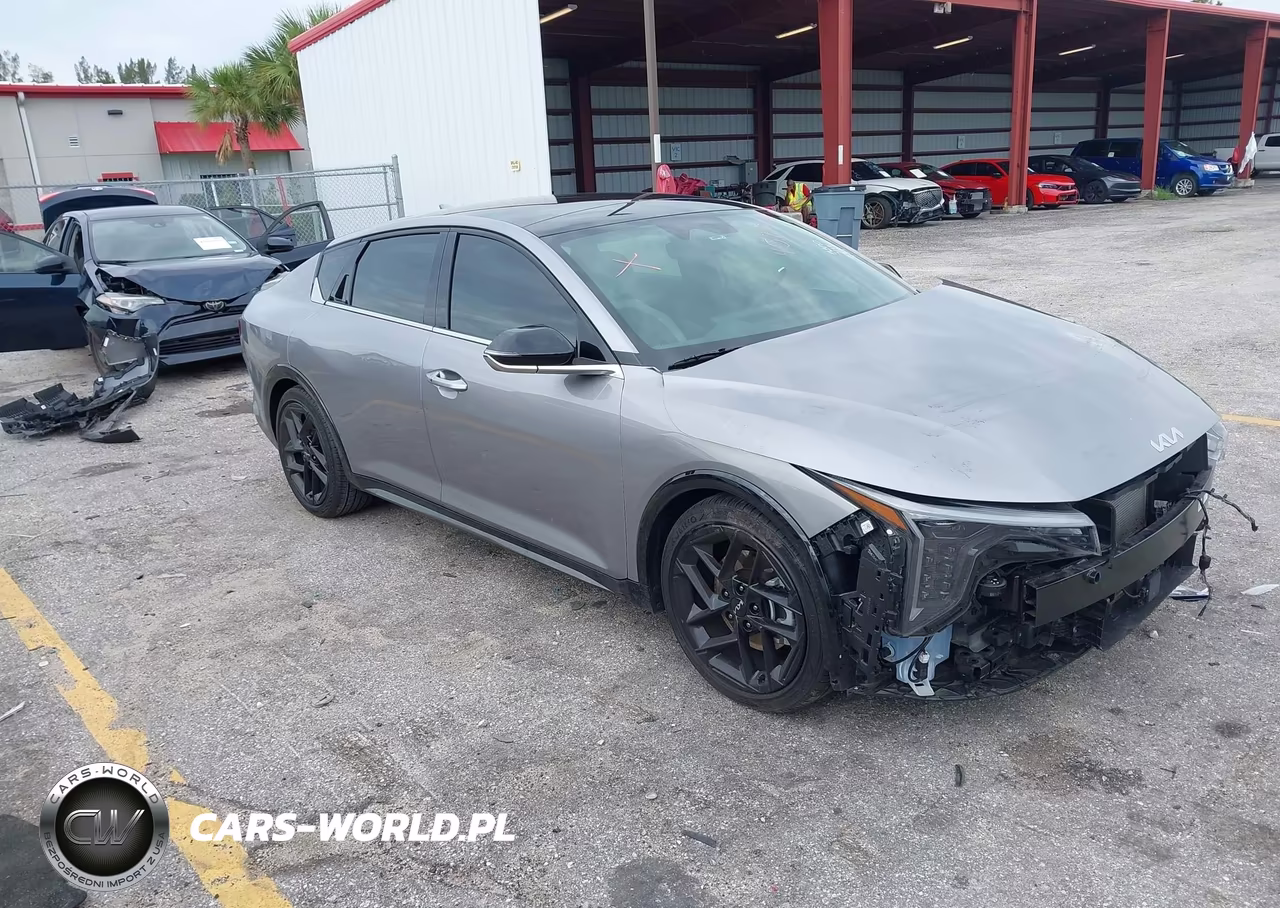 2025 Kia K4 Gt-Line Turbo