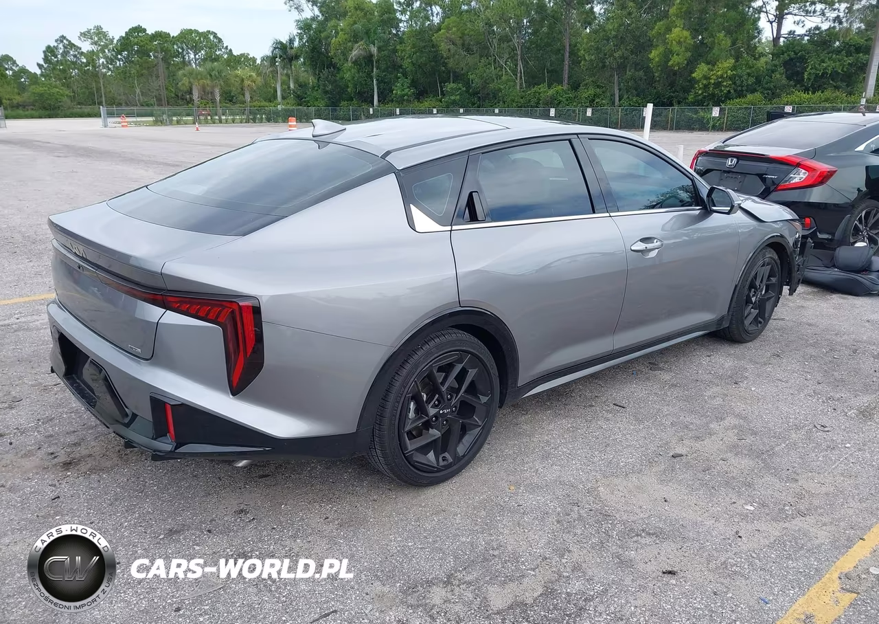 2025 Kia K4 Gt-Line Turbo VIN:3KPFW4DCXSE158103 - 4