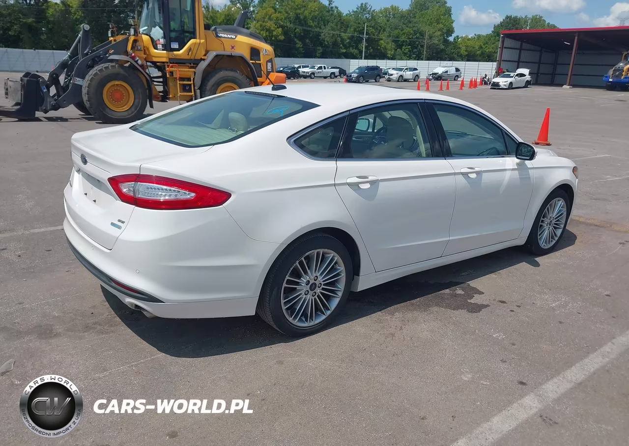 2014 Ford Fusion Se VIN:3FA6P0HD9ER238777 - 4