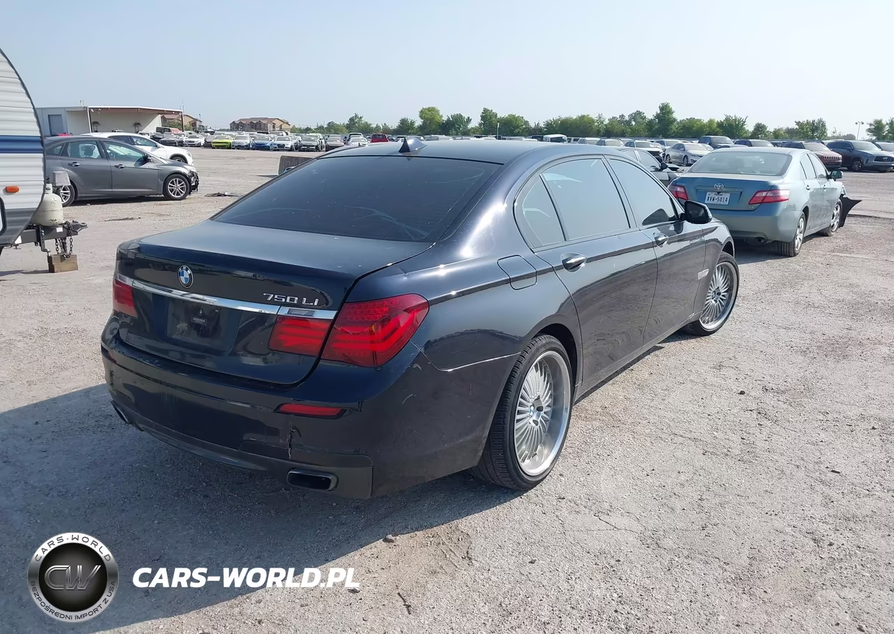 2013 BMW 750Li VIN:WBAYE8C59DD132003 - 4