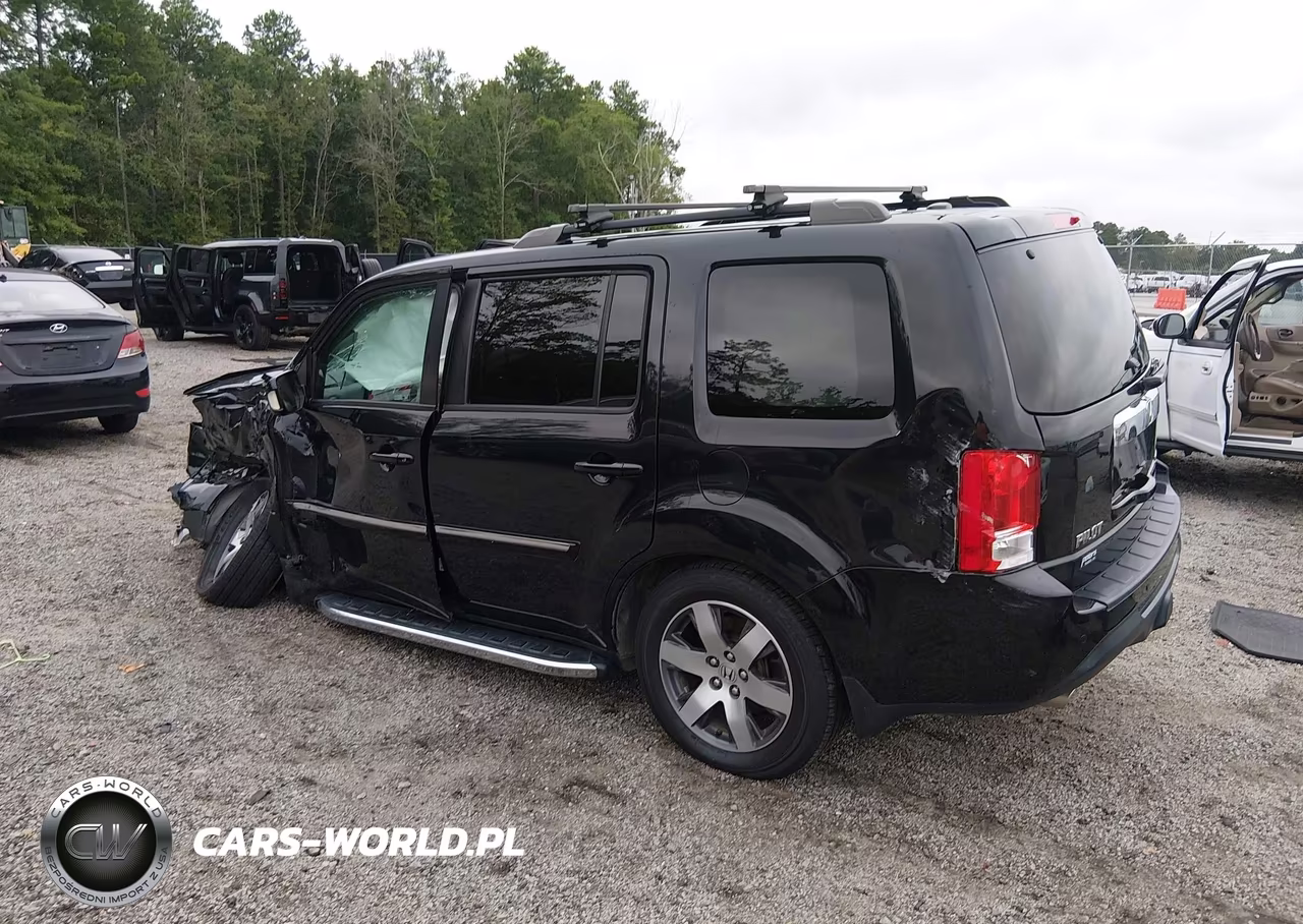 2012 Honda Pilot Touring VIN:5FNYF4H96CB039399 - 3