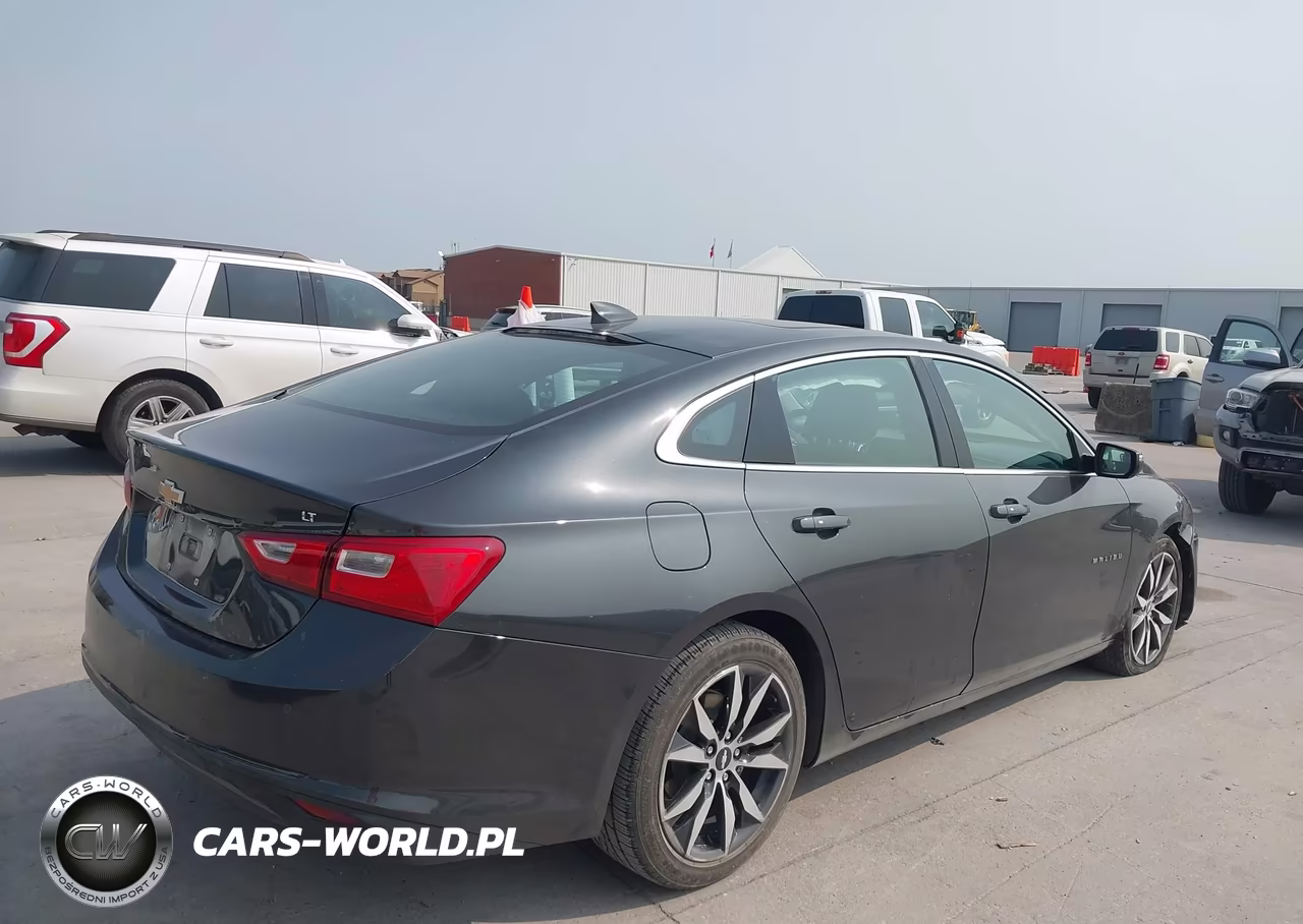 2018 Chevrolet Malibu Lt VIN:1G1ZD5ST6JF153229 - 4