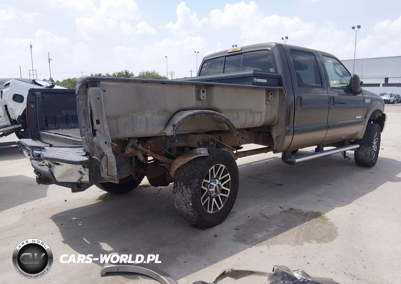 2005 Ford F-350 Lariat-Xl-Xlt VIN:1FTWW31P75EB98592 - 4
