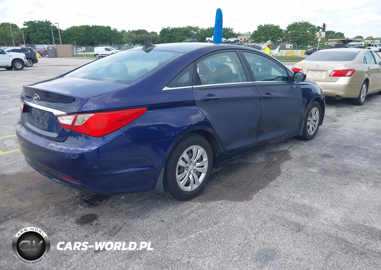 2012 Hyundai Sonata Gls VIN:5NPEB4AC6CH432969 - 4