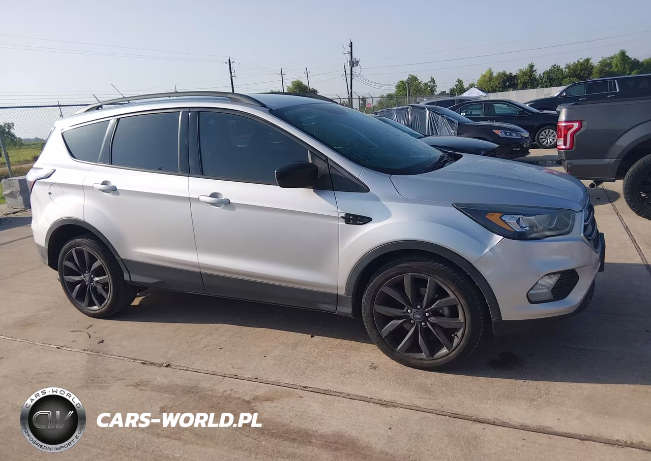 2018 Ford Escape Se VIN:1FMCU0GD5JUC05751 - 13