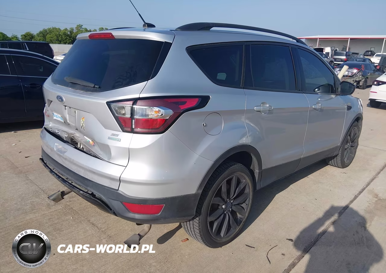 2018 Ford Escape Se VIN:1FMCU0GD5JUC05751 - 4