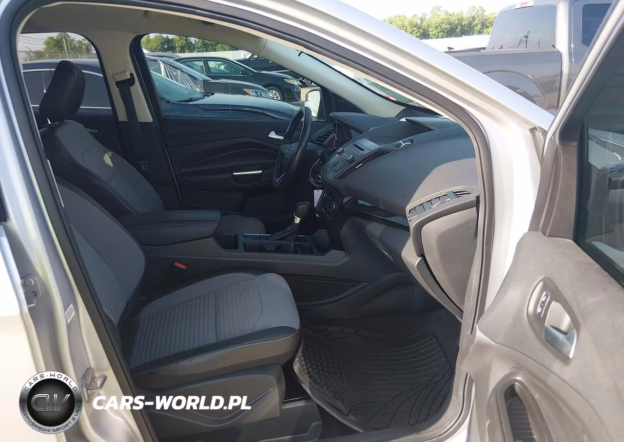 2018 Ford Escape Se VIN:1FMCU0GD5JUC05751 - 5