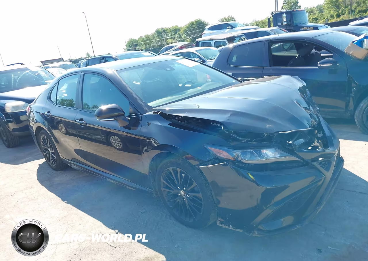 2022 Toyota Camry Se Nightshade Edition – zdjęcie 1 z 17