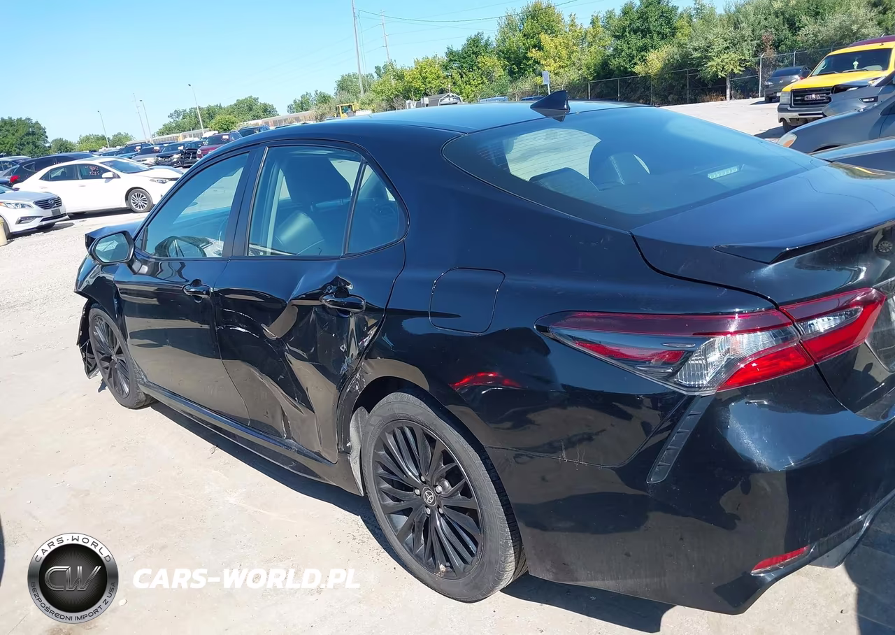 2022 Toyota Camry Se Nightshade Edition VIN:4T1G11AK5NU064841 - 14
