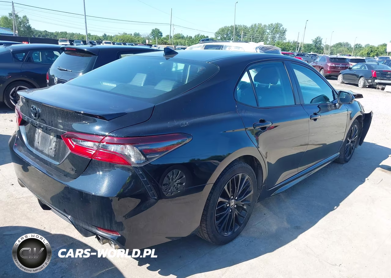 2022 Toyota Camry Se Nightshade Edition VIN:4T1G11AK5NU064841 - 4