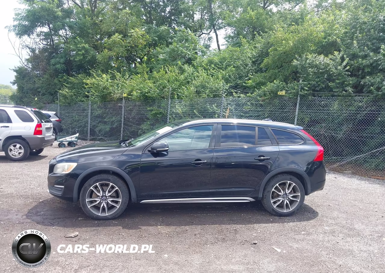 2016 Volvo V60 Cross Country T5 VIN:YV4612HK5G1003132 - 14