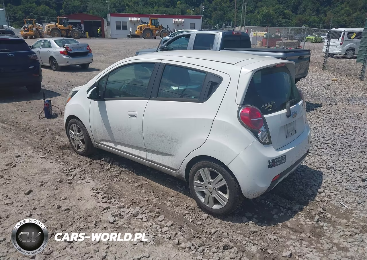 2015 Chevrolet Spark Ls Cvt VIN:KL8CB6S96FC753389 - 3